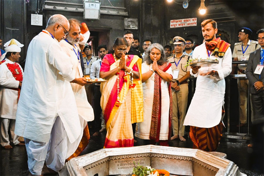 राष्ट्रपती मुर्मू पितृपक्षात पोहचल्या गया येथे