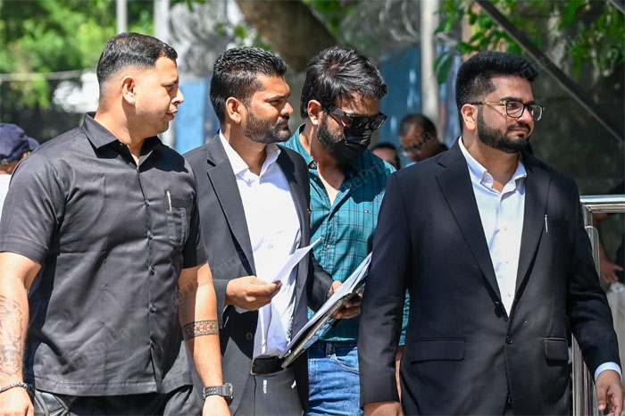 सोनू सूद बेटिंग अॅपशी संबंधित मनी लाँड्रिंग प्रकरणात ईडीसमोर हजर