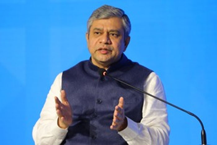 मुंबई-अहमदाबाद हाय-स्पीड ट्रेनचे स्वप्न लवकरच साकार होणार – अश्विनी वैष्णव