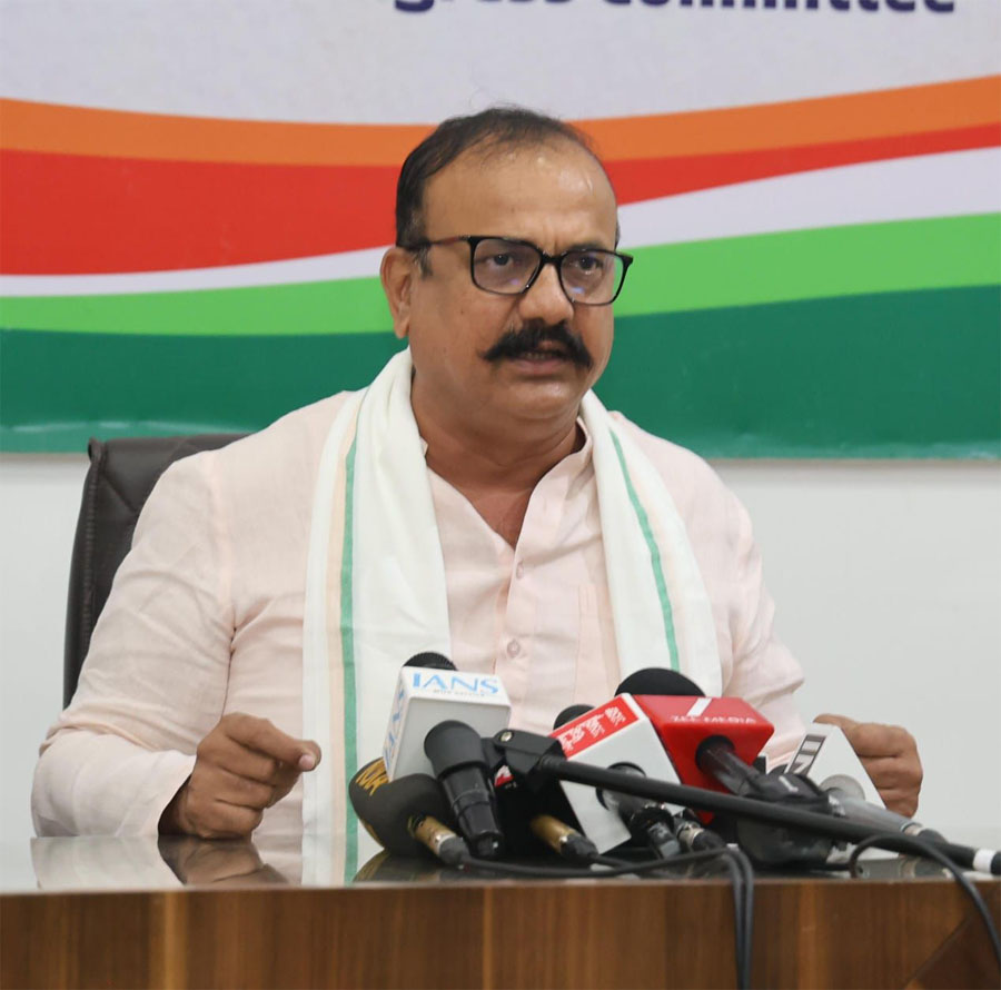 शेतकरी अस्मानी संकटात असताना महाराष्ट्राचे सुलतान मात्र गप्प; शेतकऱ्यांना सरसकट हेक्टरी ५० हजारांची मदत द्या: हर्षवर्धन सपकाळ