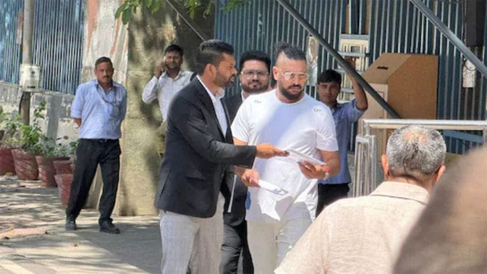 क्रिकेटपटू युवराज सिंगची ऑनलाईन बेटिंग ऍप प्रकरणी ईडी कार्यालयात चौकशी